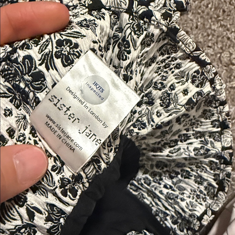SISTER JANE 
Willow Woods Floral-Print Woven Top - Picture 8 of 8